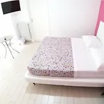 Vomerooms 4* Nápoly